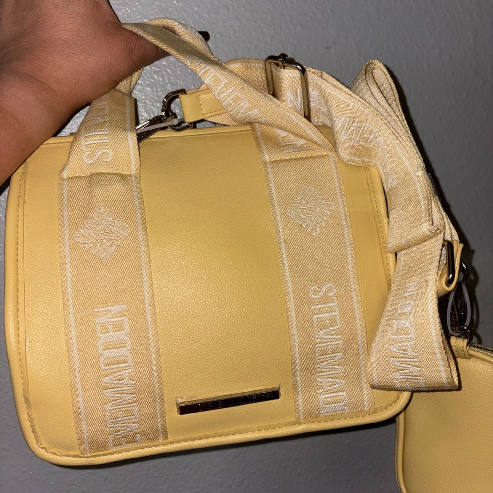 Steve Madden Lemon Crossbody Bag